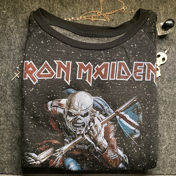 Amplified Iron Maiden Trooper 2 Sweater - Picture 2 of 6
